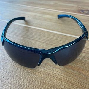 Sold Ryders Mens Seventh Sunglasses Shield Nose pad Missing
